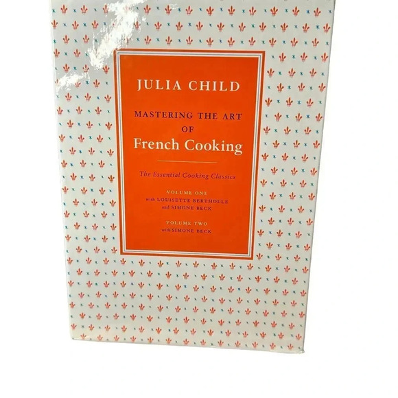 Mastering the Art of French Cooking Volume 1 & 2 box set Julia Child - Picture 4 of 12